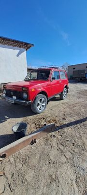 Niva 4x4 satiladi