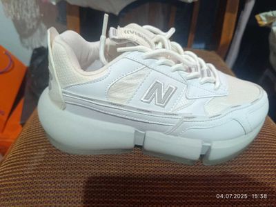 Кроссовки New Balance, абсолютно новые, качественные, Вьетнам