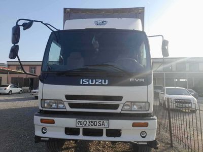 ISUZU Sotiladi 2022 yil yurgan masofa 290 ming KM varyant bor