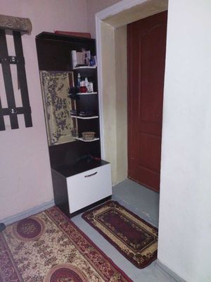 Uy sotiladi 2 xonalik