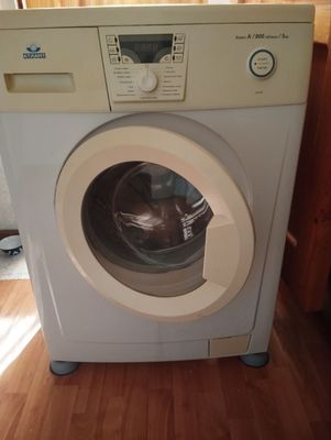 Срочно продам стиральную машину