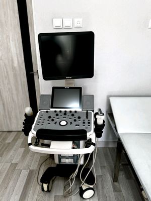 UZI _ УЗИ Ultratovush diagnostika apparati.