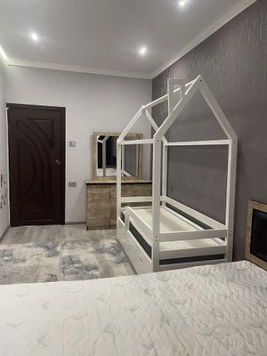 Продается спальный гарнитур