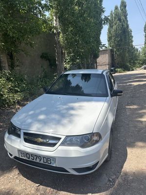 Nexia 2 sotiladi