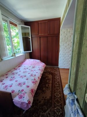 Бадамзар 2/2/5 sredniy remont balkon 2/6