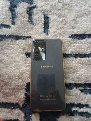 Samsung A75