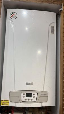 Двухконтурный котел Baxi 24.
