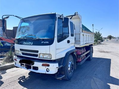 Isuzu FVR 10 tonnali samosval 2019 - yil 230 min yurgan masofasi