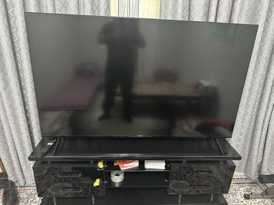 Телевизор SONY 1200$