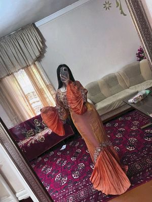 ayollar koylagi, oqshom libosi