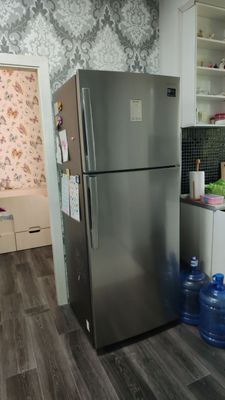 Холодильник Samsung