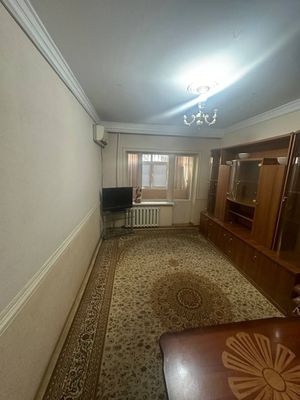 Аренда квартира Срочно Кушбеги 2/1/5 400$