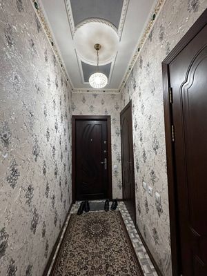 Kvartiraga qizlarni qoʻyaman. Bezmakler