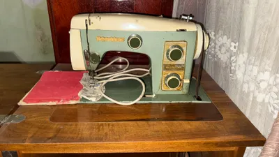 Швейная машинка