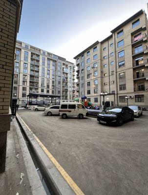 Продается 4/5/9 новостройка на Махтумкули