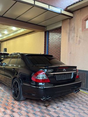 Mercedes-benz w211 6.3 obvesda