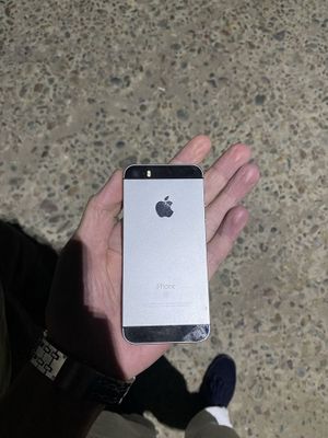 Iphone SE Ideal xolat