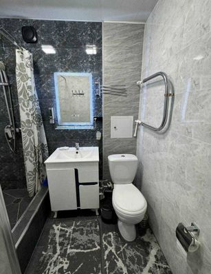 2/2/4 кирпич 50кв.м Чиланзар 6. Ориентир Парус