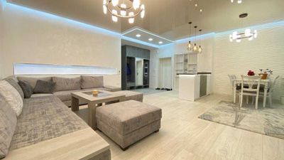 Сдается евро 3х ком метро Космонавтов, Интерпол