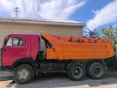 KAMAZ sotiladi, 1990yil. 900000nax.