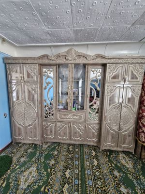 Mebel sotiladi holati yaxshi