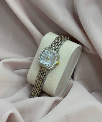 Rolex soat ayollar uchun