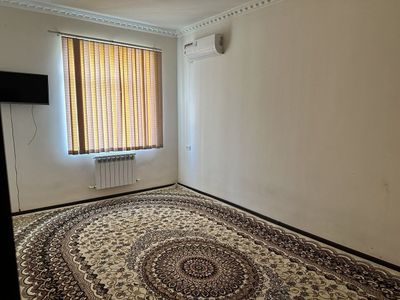 Барча жиҳозлари билан 2 хонали уй ижарага берилади