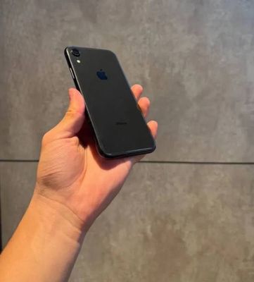 Iphone Xr 77% black!