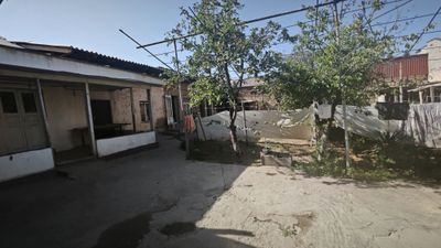 Yer sotiladi kulol 9 sotka 25 metr fasad kochaga yaqin