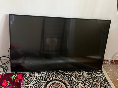 Samsung 43 li holati yaxshi