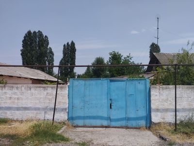 Участка сотилати 10 сотых