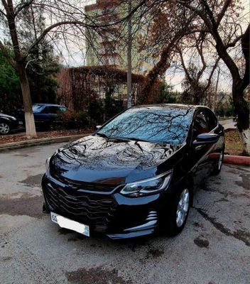 Срочно продаю Chevrolet Onix Premier 2 Plus Turbo 2024