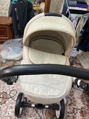 Срочно продаётся детская коляска