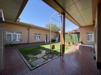 Studenlar uchun xonadon, shaharning markazida