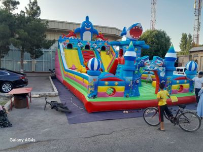 Батут болалар уйингохи