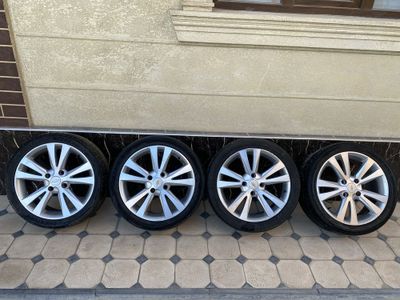 R 17 diska komplekt!