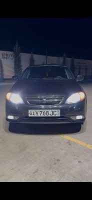 Qora jentra 2014 yil qora rang 252.000 yurgan 4 gaz p