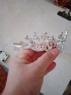 Diademalar sotiladi