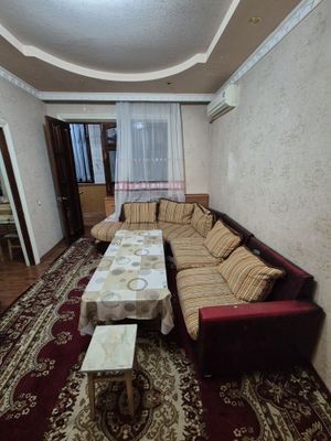 Продаётся уголок в гостиную б/у