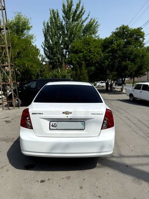 Chevrolet Gentra 1.5 avtomat