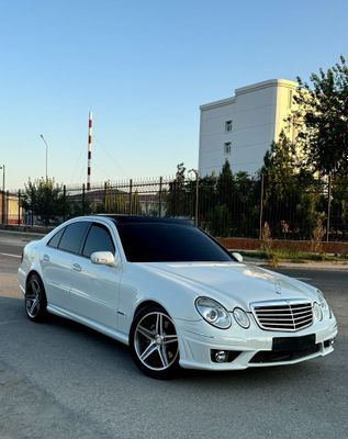 Mercedes-Benz E300 AMG