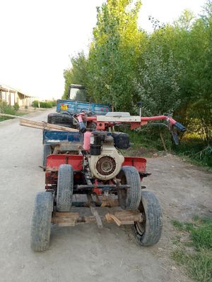 Mini traktor Champo