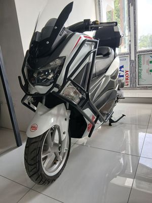 Mototsikl YAMAXA moto sotiladi yengi holatda nomer taqilgan