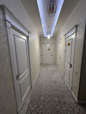 Аренда своя трех комнатная