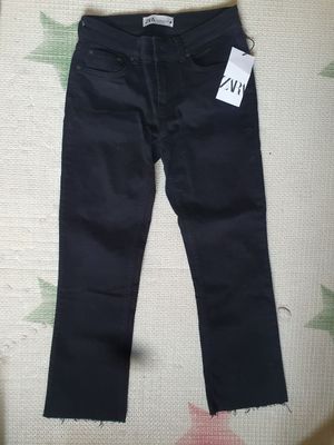 Джинсы Zara