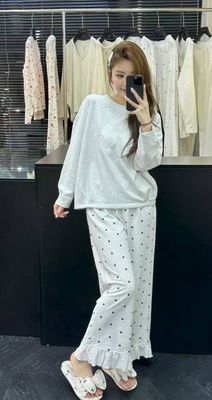 Gazal ayoolar uchun pijama