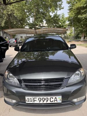 Jentra Elegant Plus 3 sotiladi yili 2020 yurgani 100ming narxi 11200$