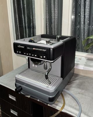 Кофемашина La Cimbali кофе машина