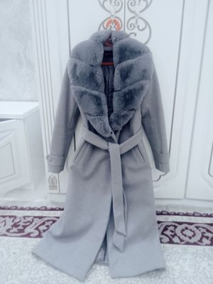 Palto jenskiy xolati yengide
