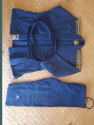 JUDO kiyim